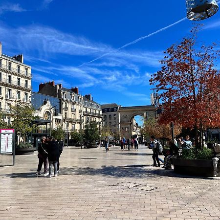 Rempart Tivoli Coeur De Ville Dijon Bagian luar foto