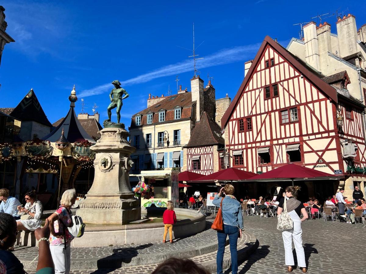 Rempart Tivoli Coeur De Ville Dijon Bagian luar foto