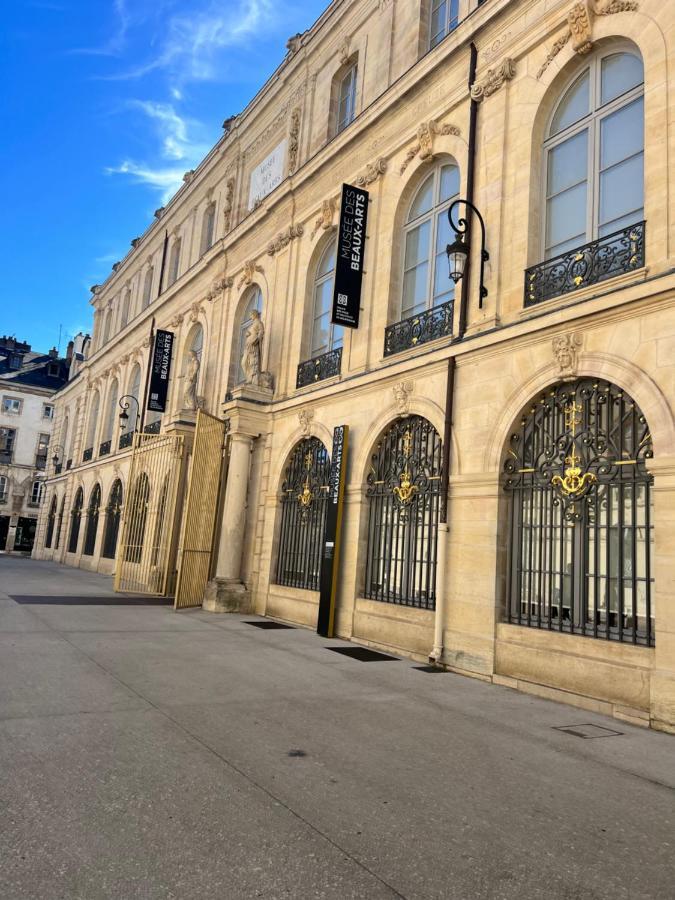 Rempart Tivoli Coeur De Ville Dijon Bagian luar foto